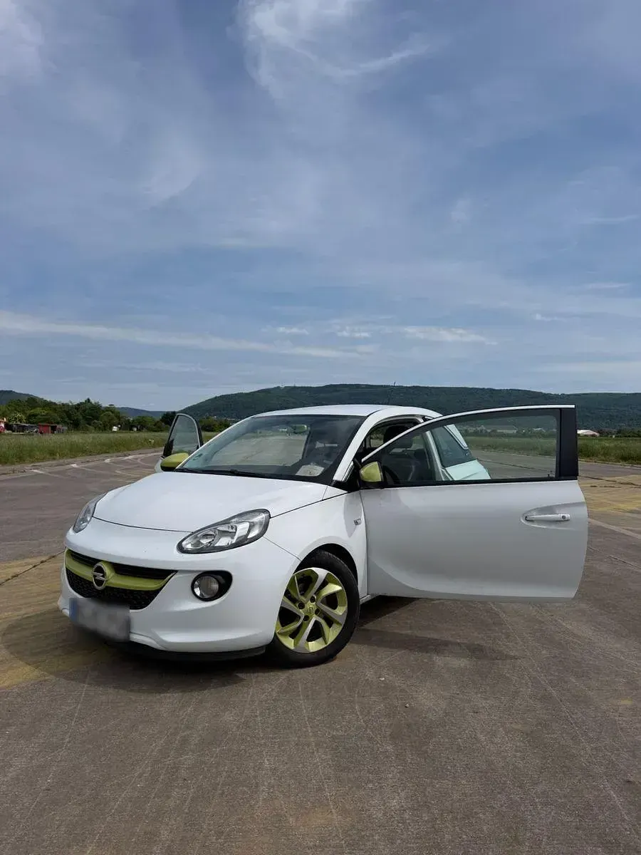 Second-hand Opel Adam 69 CP (50 kW) 2013 Alb Hatchback