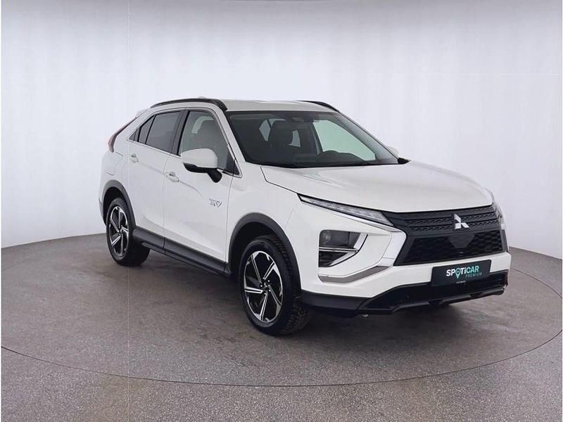 Gebraucht Mitsubishi Eclipse Cross 188 PS (138 kW) 2022 Weiß SUV