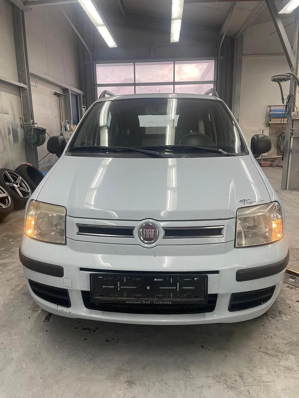Blau Gebraucht 2010 Fiat Panda Kleinwagen | 1.700 € (Fairer Preis) - Bild 1/4