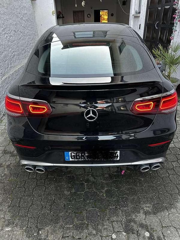 Gebraucht Mercedes GLC43 AMG AMG 390 PS (286 kW) 2021 Schwarz SUV