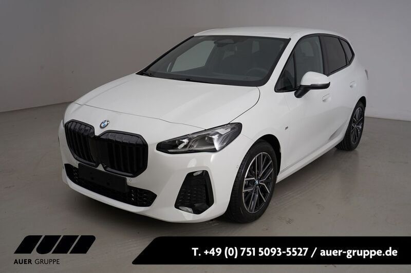 Weiß Gebraucht 2024 BMW 218 Active Tourer Sport Line Van / Kleinbus | 37.980 € (Etwas zu teuer) - Bild 1/4
