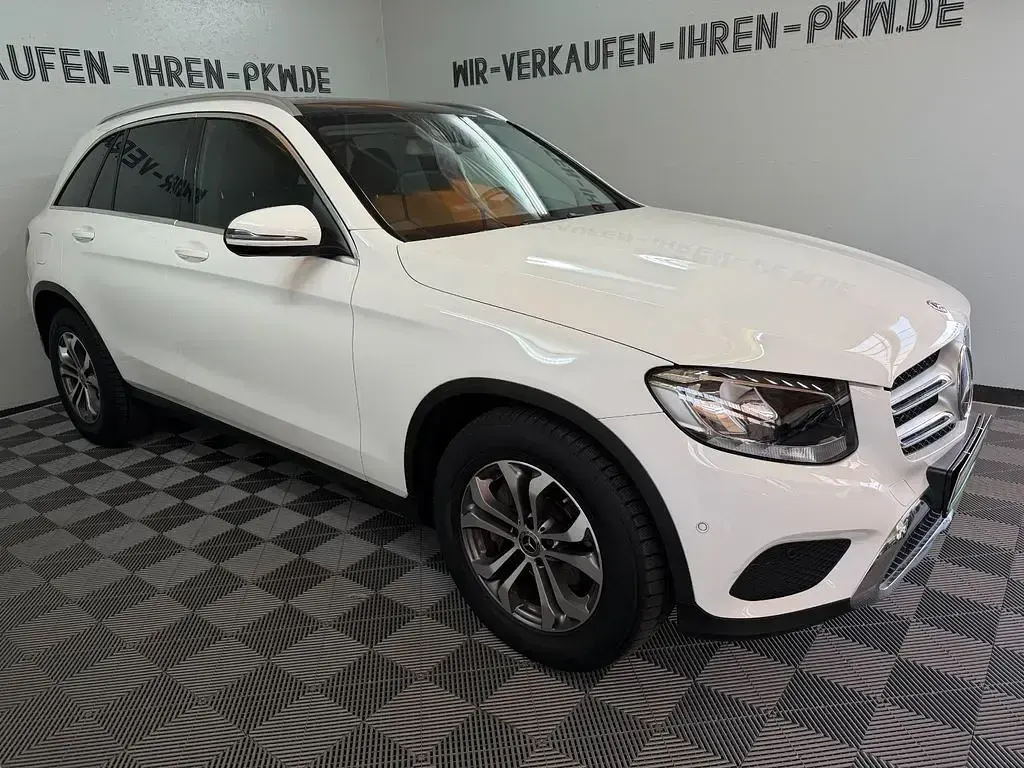 Gebraucht Mercedes GLC250 Exclusive 211 PS (155 kW) 2017 Weiß SUV