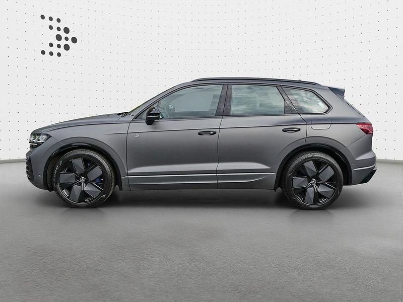 Gebraucht VW Touareg R 462 PS (339 kW) 2023 Siliziumgrau matt SUV