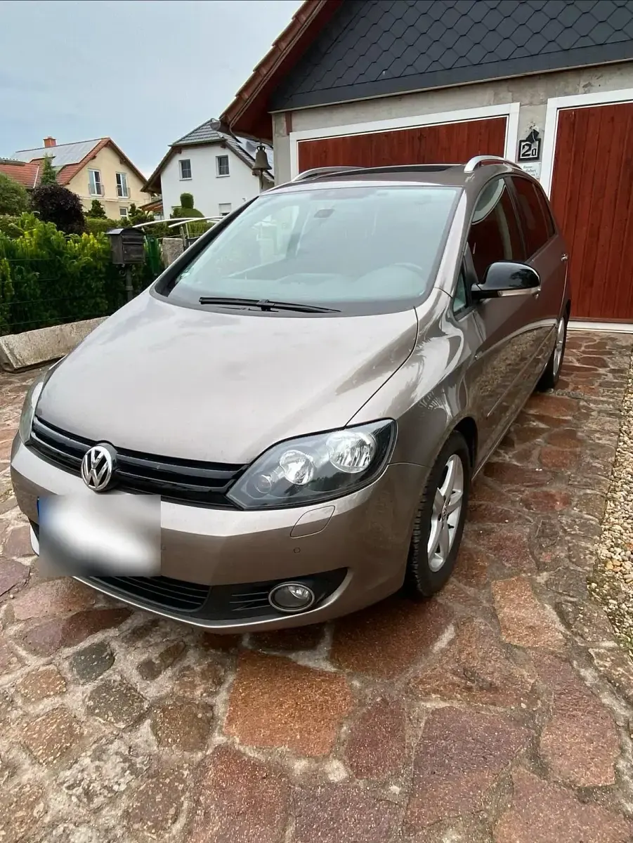 Gebraucht VW Golf VII Match 140 PS (102 kW) 2013 Silber Kleinwagen