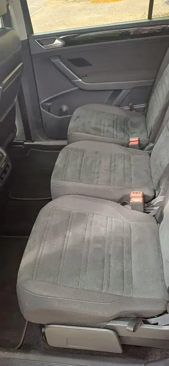 Gebraucht VW Touran Highline 150 PS (110 kW) 2019 Grau Van / Kleinbus