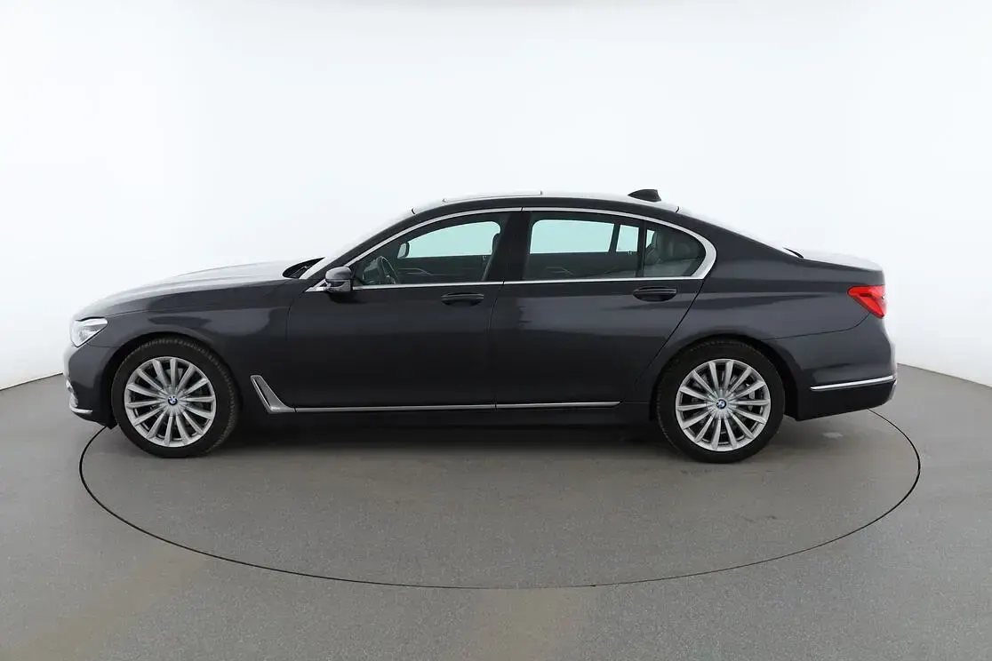 Gebraucht BMW 730 265 PS (194 kW) 2017 Grau Limousine