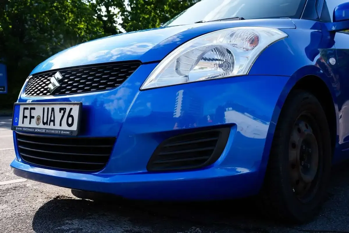 Gebraucht Suzuki Swift 94 PS (69 kW) 2012 Blau Kleinwagen
