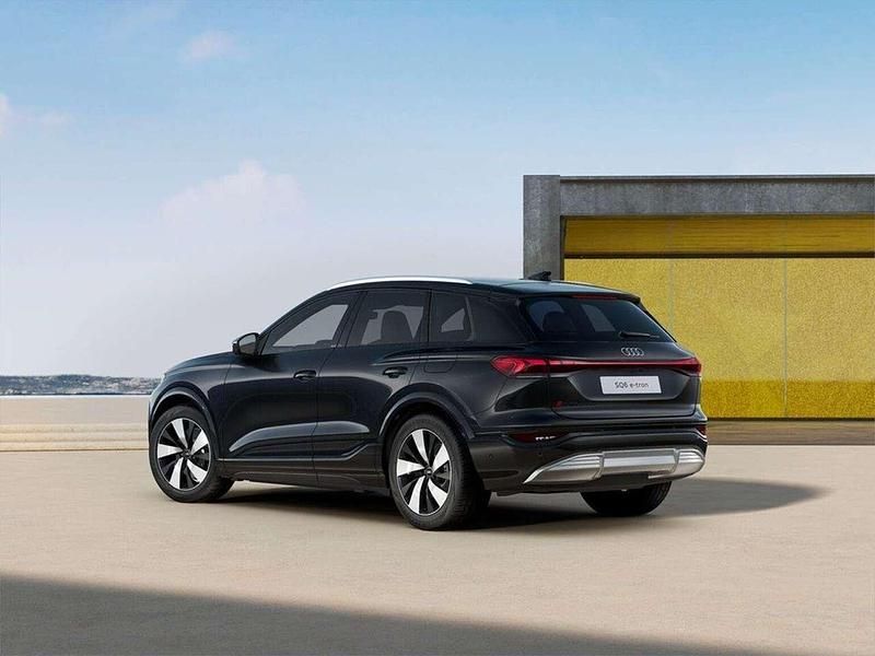 Nouă Audi SQ6 e-tron 359 kW (489 CP) 2026 Negru SUV