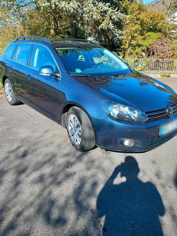 Second-hand VW Golf VI Comfortline 122 CP (89 kW) 2009 Albastru Hatchback