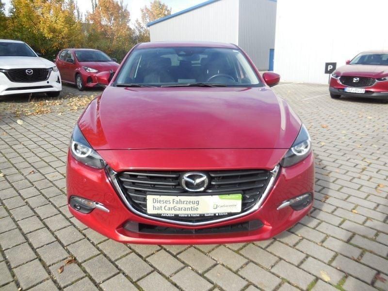 Gebraucht Mazda 3 Exclusive-Line 120 PS (88 kW) 2018 Rubinrot metallic Limousine