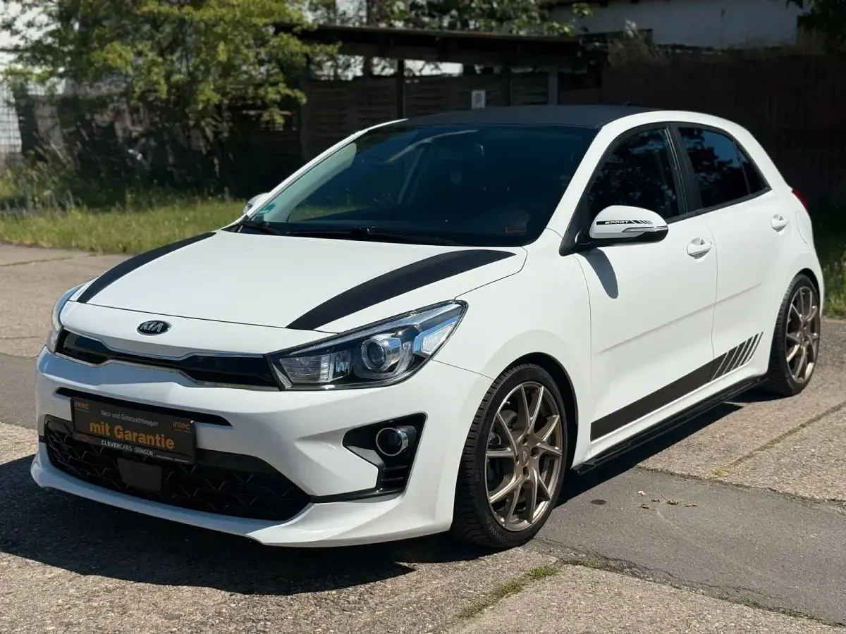 Gebraucht Kia Rio Sport 84 PS (61 kW) 2020 Weiß Limousine