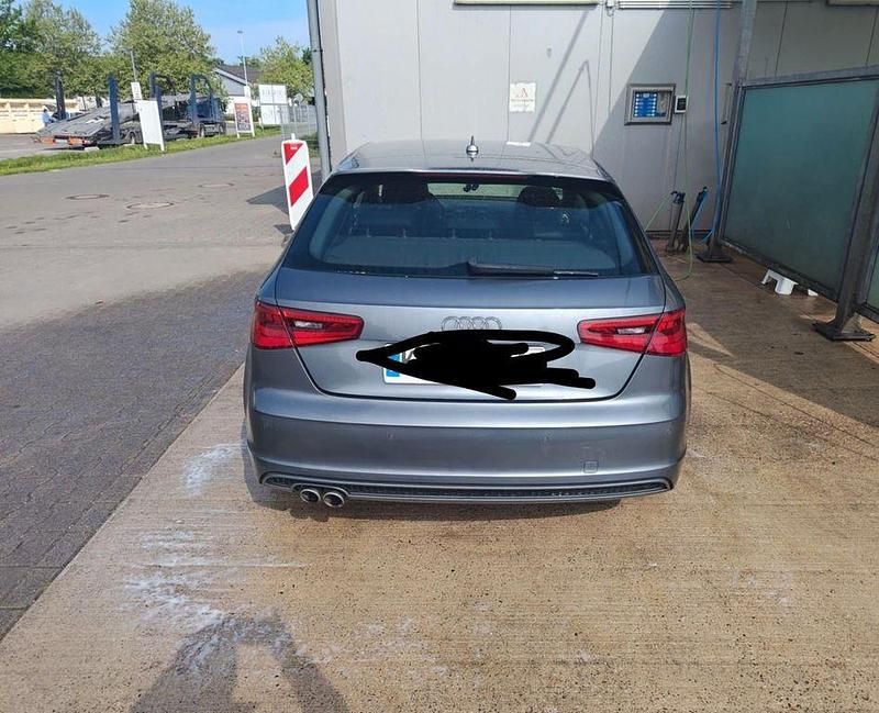 Gebraucht Audi A3 S-Line 150 PS (110 kW) 2014 Grau Limousine