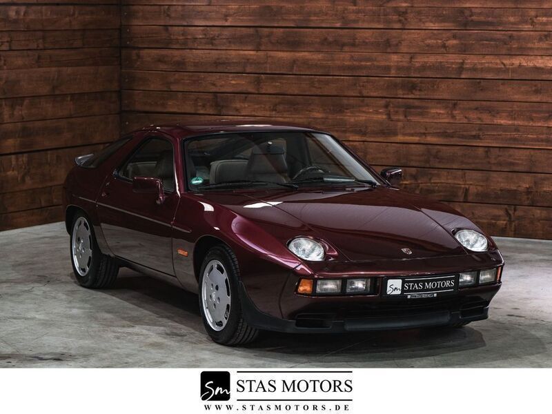 Rubin rot metallic Gebraucht 1984 Porsche 928 Coupé | 45.990 € - Bild 1/4