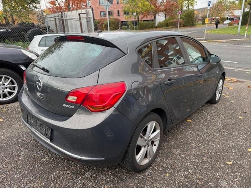 Gebraucht Opel Astra Style 120 PS (88 kW) 2015 Grau Limousine