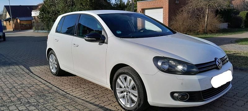 Gebraucht VW Golf VI Style 86 PS (63 kW) 2011 Weiß Kleinwagen