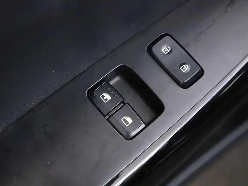 Gebraucht Kia Picanto 67 PS (49 kW) 2022 Schwarz Kleinwagen