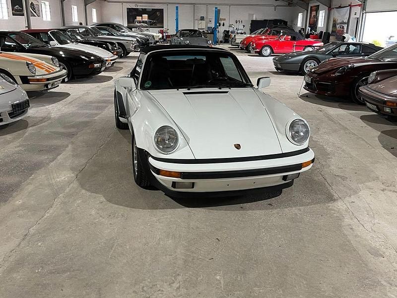 Gebraucht Porsche 911 218 PS (160 kW) 1987 Weiß Cabrio