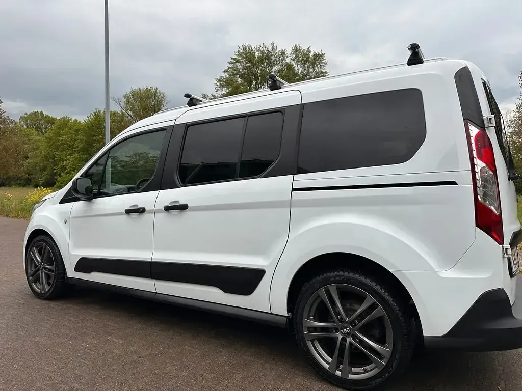 Gebraucht Ford Transit Connect Trend 101 PS (74 kW) 2019 Weiß Van / Kleinbus