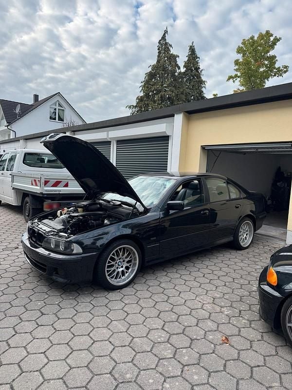 Gebraucht BMW 525 192 PS (141 kW) 2000 Schwarz Limousine
