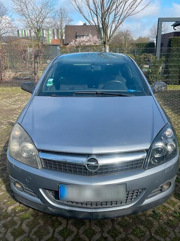 Gebraucht Opel Astra GTC 140 PS (102 kW) 2007 Grau Kleinwagen