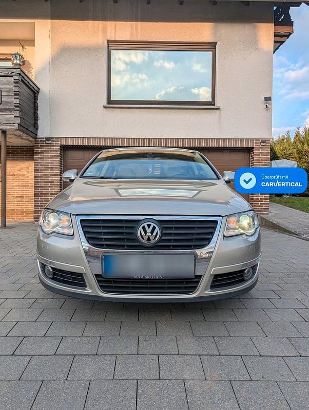 Usata VW Passat 200 CV (147 kW) 2007 Beige Berlina
