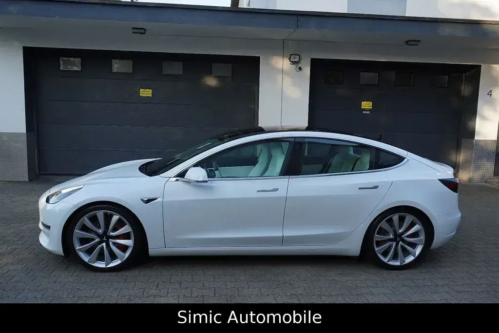 Gebraucht Tesla Model 3 Performance 355 kW (483 PS) 2019 Weiß Limousine