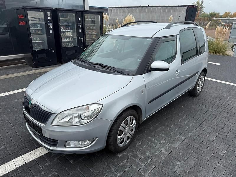 Silber Gebraucht 2012 Skoda Roomster Family Kombi | 3.700 € (Fairer Preis) - Bild 1/4