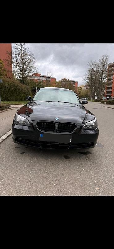 Second-hand BMW 525 192 CP (141 kW) 2003 Negru Berlinǎ