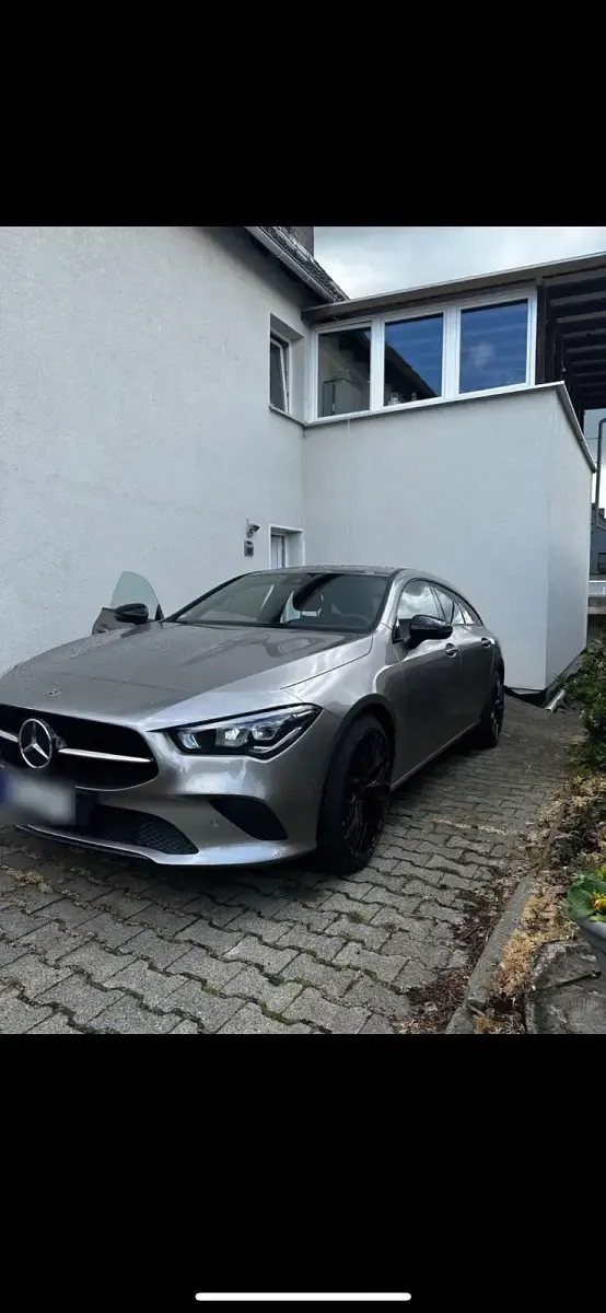 Gebraucht Mercedes CLA200 163 PS (119 kW) 2020 Andere farben Coupé