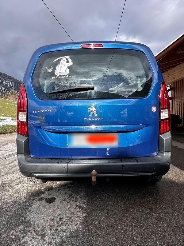 Gebraucht Peugeot Rifter Active 131 PS (96 kW) 2019 Blau Van / Kleinbus