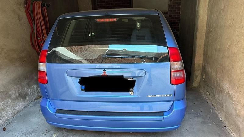 Blau Gebraucht 2001 Mitsubishi Space Star Kleinwagen | 800 € (Superpreis) - Bild 1/4