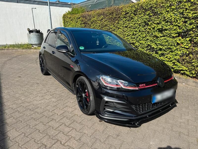 Schwarz Gebraucht 2019 VW Golf VII GTI Limousine | 21.999 € (Guter Preis) - Bild 1/4