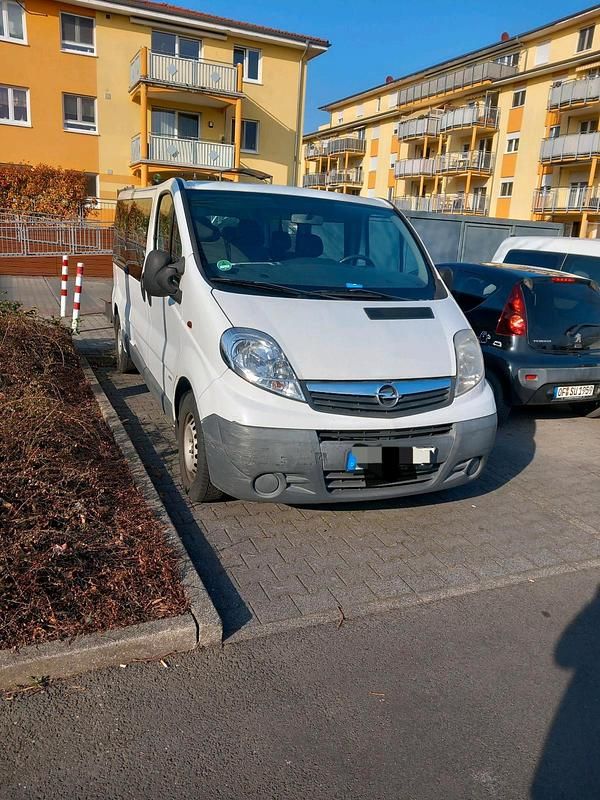 Weiß Gebraucht 2012 Opel Vivaro Van | 9.150 € - Bild 1/4