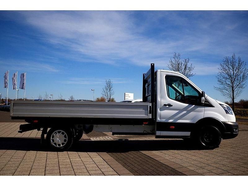 Gebraucht Ford Transit 131 PS (96 kW) 2021 Weiß Limousine