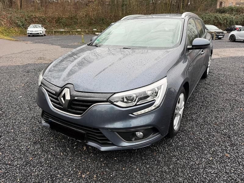 Gebraucht Renault Mégane GrandTour Experience 110 PS (80 kW) 2018 Grau Kombi