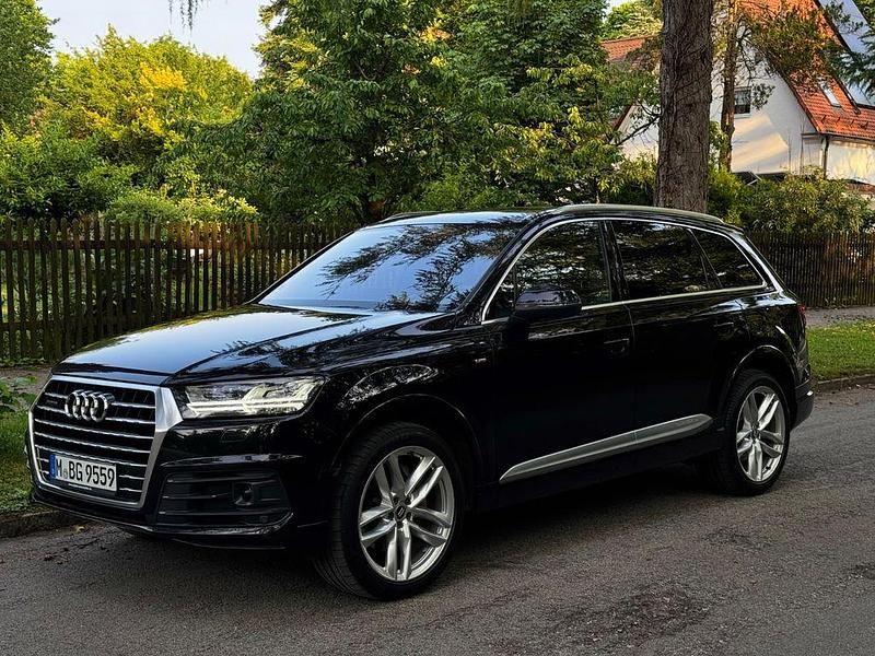 Gebraucht Audi Q7 Ambiente 272 PS (200 kW) 2016 Schwarz SUV