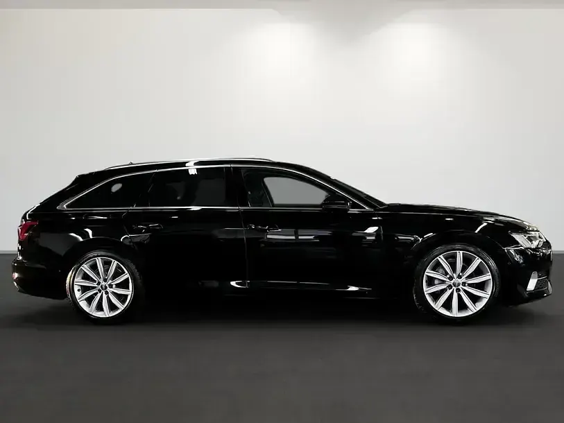 Gebraucht Audi A6 Sport 204 PS (150 kW) 2023 Mythosschwarz metallic Kombi