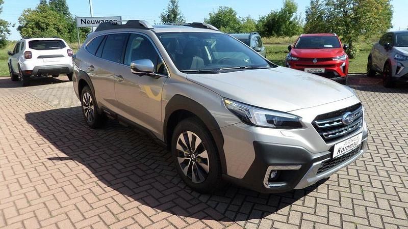 Gebraucht Subaru Outback Platinum 169 PS (124 kW) 2024 Cashmere gold opal metallic SUV