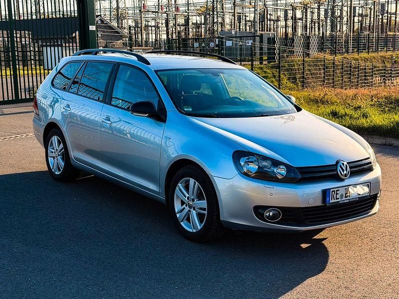 Gebraucht VW Golf VII Match 86 PS (63 kW) 2013 Silber Kombi