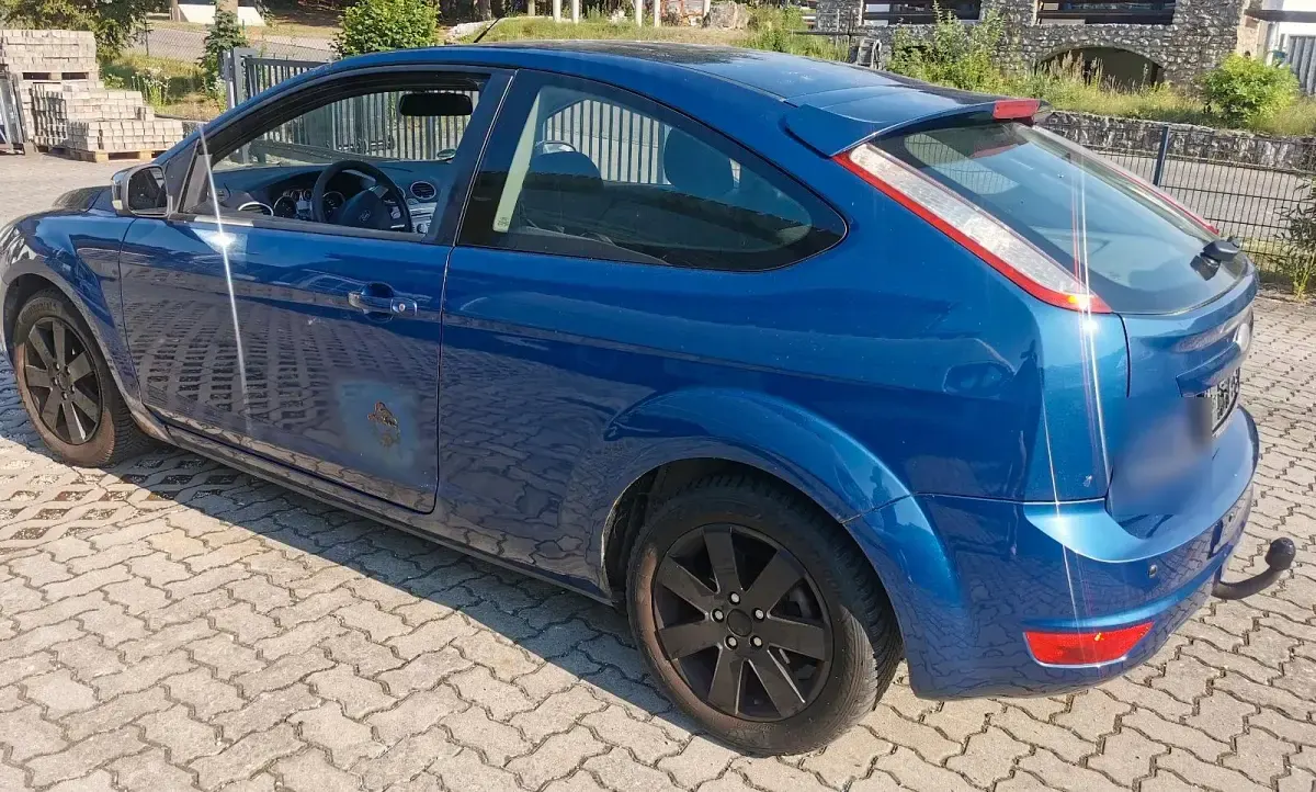 Gebraucht Ford Focus 101 PS (74 kW) 2008 Blau Coupé