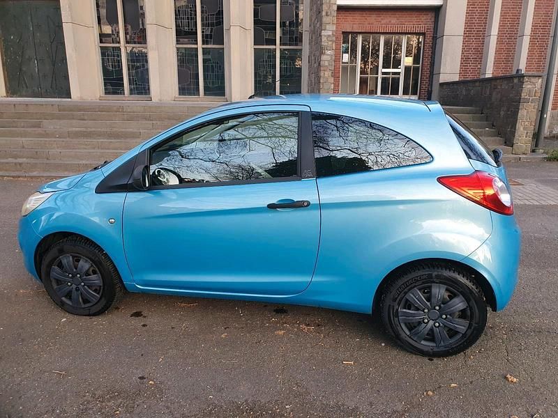 Gebraucht Ford Ka Trend 69 PS (50 kW) 2009 Blau Kleinwagen