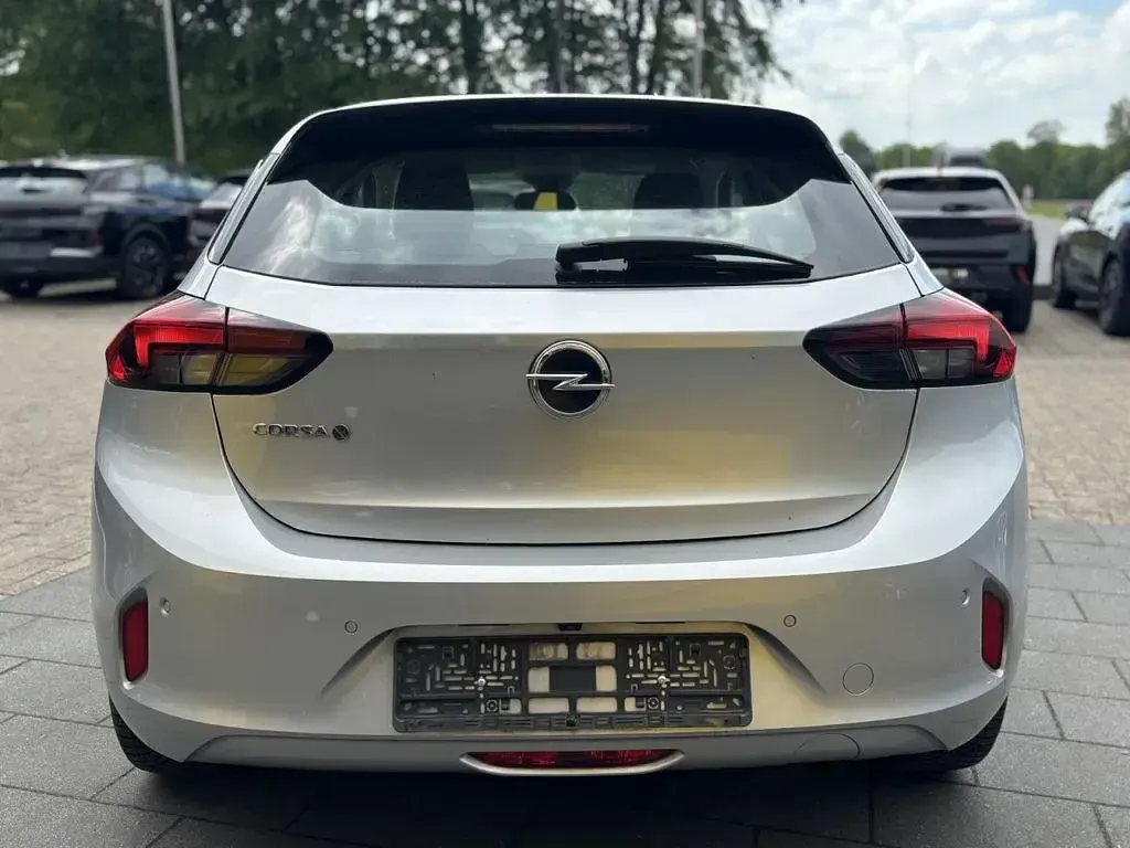 Gebraucht Opel Corsa-e Edition 100 kW (136 PS) 2023 Silber Kleinwagen