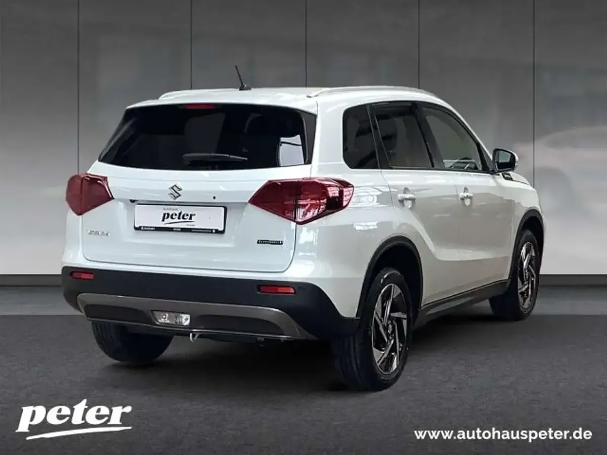 Neu Suzuki Vitara Comfort+ 116 PS (85 kW) 2025 Weiß SUV