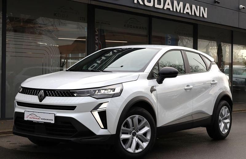 Weiß Gebraucht 2025 Renault Captur Evolution SUV | 23.950 € (Guter Preis) - Bild 1/4