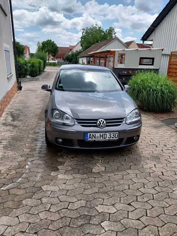 Gebraucht VW Golf V Edition 122 PS (89 kW) 2007 Grau Limousine