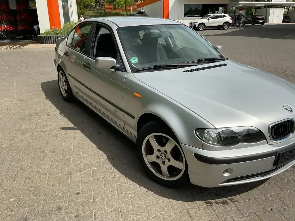 Gebraucht BMW 316 116 PS (85 kW) 2002 Grau Limousine