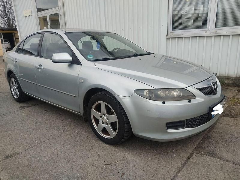 Usado Mazda 6 Active Plus 166 HP (122 kW) 2006 Prateado Sedan