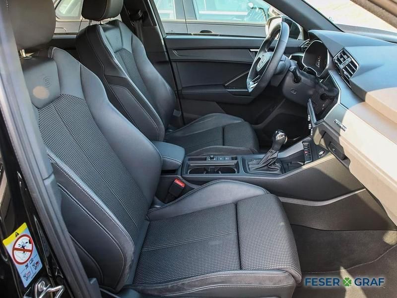 Gebraucht Audi Q3 Ambiente 200 PS (147 kW) 2022 Mythosschwarz SUV