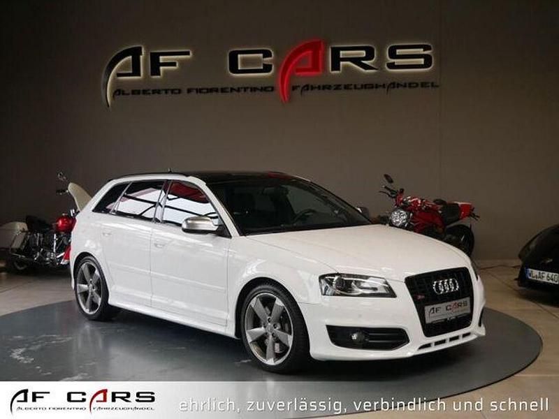 Gebraucht Audi S3 Comfort 265 PS (194 kW) 2010 Weiß Limousine