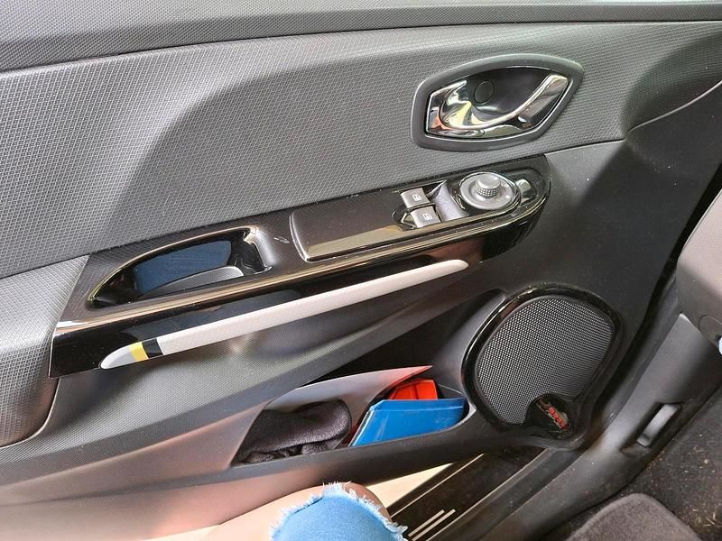 Gebraucht Renault Clio IV 90 PS (66 kW) 2014 Schwarz Kleinwagen